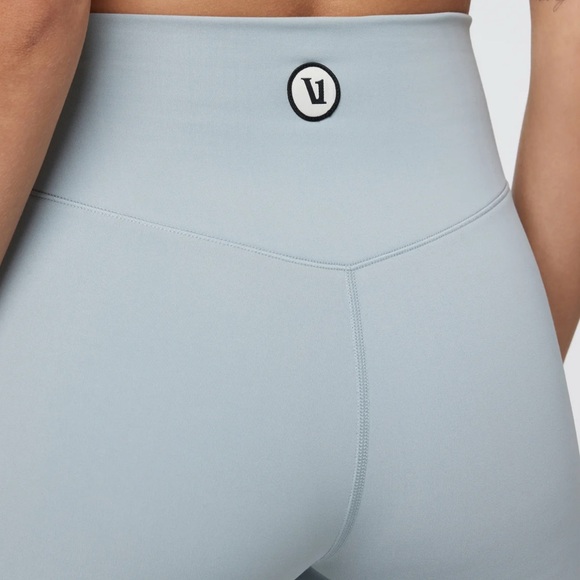 Vuori Chilled Out Legging *NWT S/Chalk Blue - Picture 3 of 6